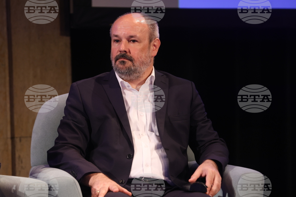 Международен форум за кирилицата „Азбука, език, идентичност“ - първа сесия „Средновековното наследство на кирилицата“