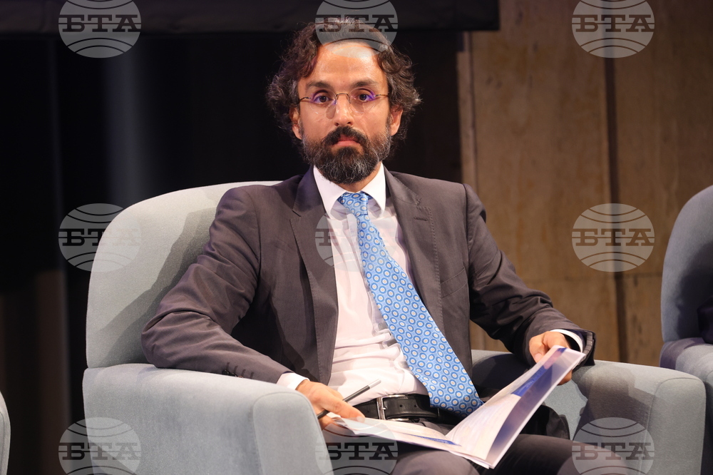 Международен форум за кирилицата „Азбука, език, идентичност“ - първа сесия „Средновековното наследство на кирилицата“