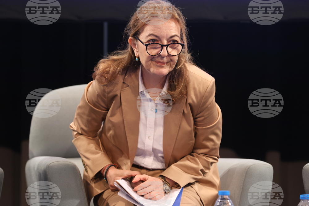 Международен форум за кирилицата „Азбука, език, идентичност“ - първа сесия „Средновековното наследство на кирилицата“