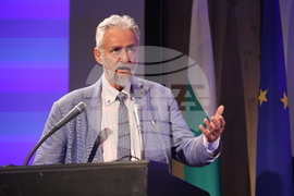 Международен форум за кирилицата „Азбука, език, идентичност“ - първа сесия „Средновековното наследство на кирилицата“