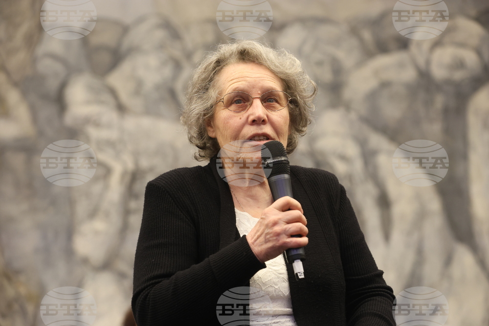 Международен форум за кирилицата „Азбука, език, идентичност“ - първа сесия „Средновековното наследство на кирилицата“