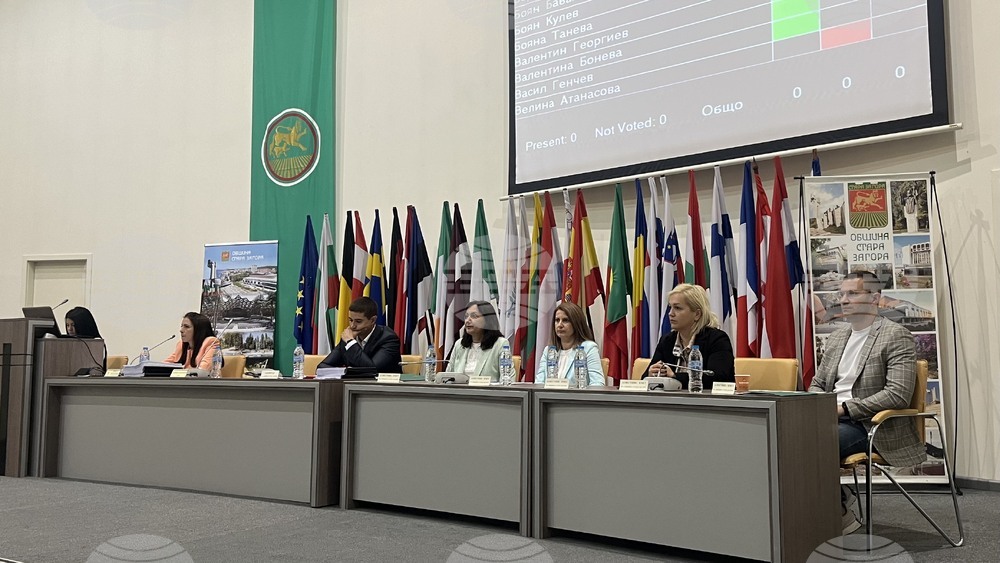 Общински съвет Стара Загора прие Програма за стимулиране на деца с високи постижения през 2024 г.