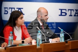 Национален пресклуб на БТА - стажант-аташета в Министерство на външните работи