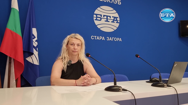 Стихотворенията на Атанас Далчев са доста по-различни и са свързани с живота, смята архивистът Калина Маджарова