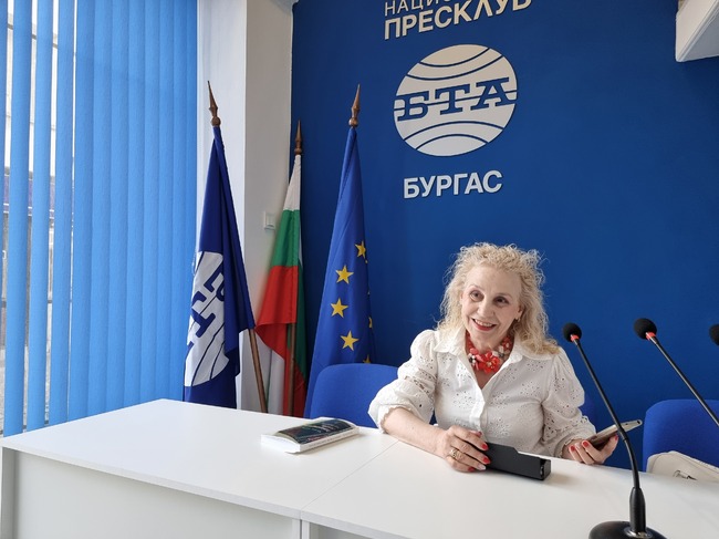 Национален пресклуб на БТА Бургас - списание ЛИК - „По дълбоките следи на Атанас Далчев“ - представяне