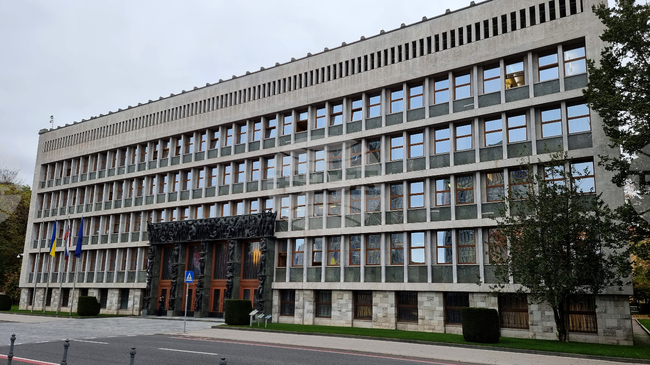 Стотици словенски пенсионери излязоха днес на антиправителствен протест, подкрепен от няколко опозиционни партии