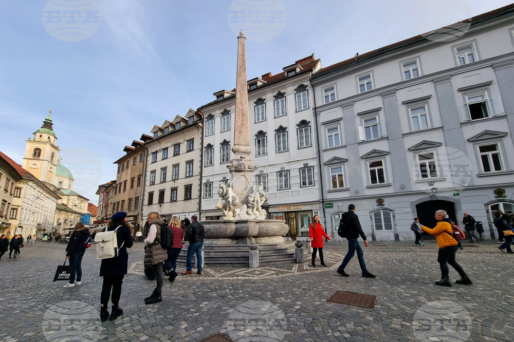 Коледният бонус става задължителен в Словения