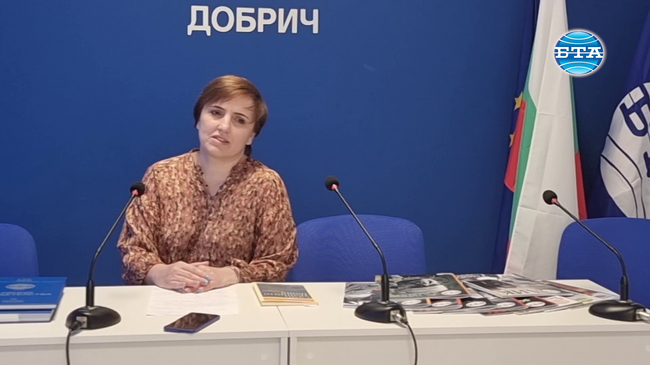 Интересна е творческата съдба на поета, писателя и преводача Атанас Далчев, каза учителката от Добрич Дияна Боева