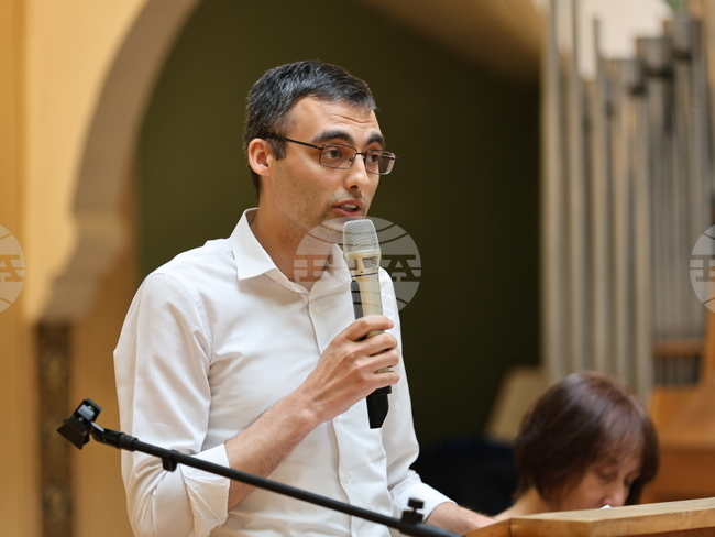 Moldovan Scholar Presents Book about Bessarabian Bulgarians