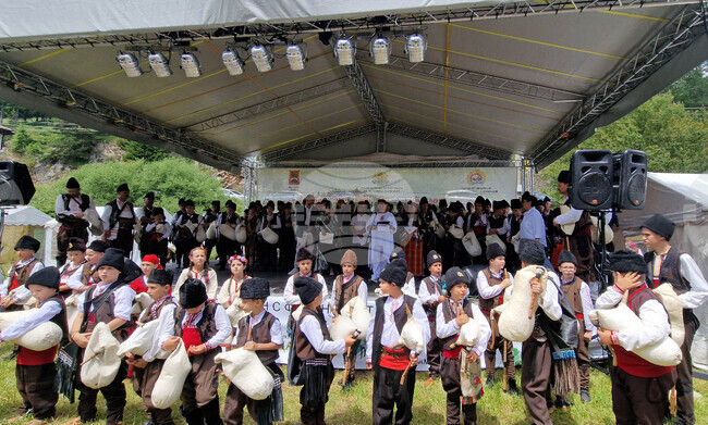 Село Стойките - Пети национален събор на гайдата "Апостол Кисьов"