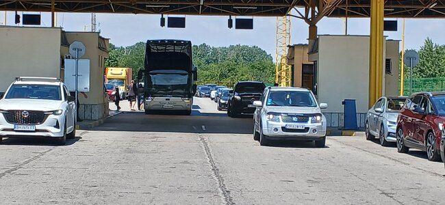 Областна администрация Русе: Областната управа в Русе проведе информационна кампания за насърчаване на безопасното шофиране 