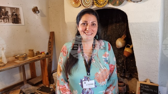 „Бусинска сръчкотилница“ отбелязва пет години от създаването си с великденска семейна инициатива