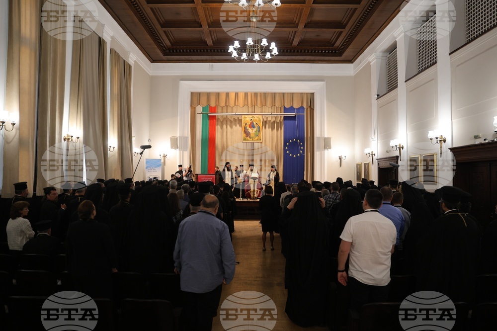 Патриаршески избирателен църковен събор за избор на нов български патриарх - молебен