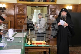 Патриаршески избирателен църковен събор за избор на нов български патриарх - гласуване първи тур