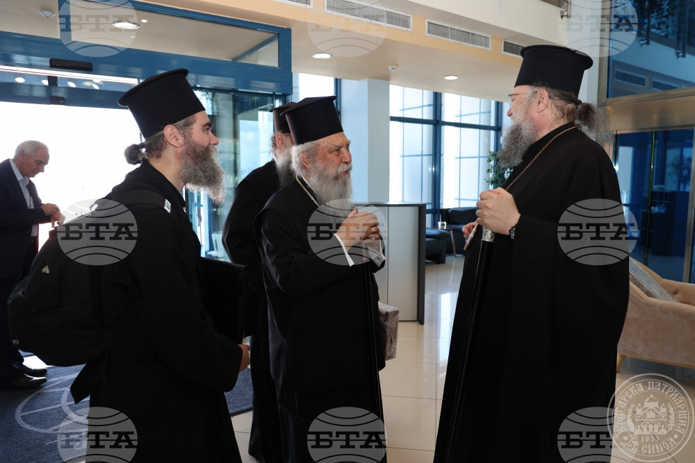 Делегациите на Поместните православни църкви пристигнаха у нас преди избора на нов Български патриарх