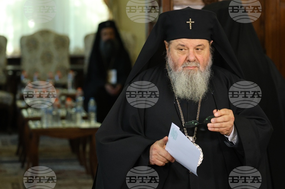 Патриаршески избирателен църковен събор за избор на нов български патриарх - гласуване първи тур