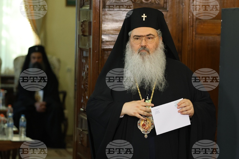 Патриаршески избирателен църковен събор за избор на нов български патриарх - гласуване първи тур