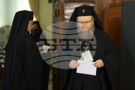 Патриаршески избирателен църковен събор за избор на нов български патриарх - гласуване първи тур