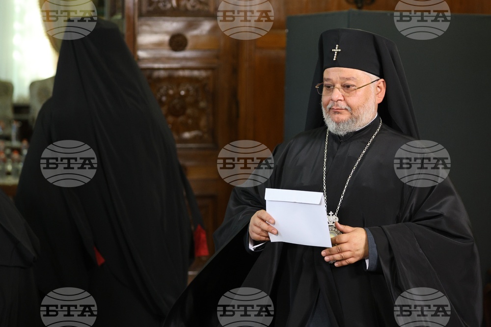 Патриаршески избирателен църковен събор за избор на нов български патриарх - гласуване първи тур