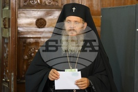 Патриаршески избирателен църковен събор за избор на нов български патриарх - гласуване първи тур