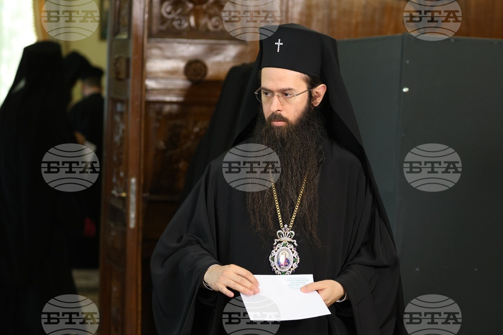 Патриаршески избирателен църковен събор за избор на нов български патриарх - гласуване първи тур