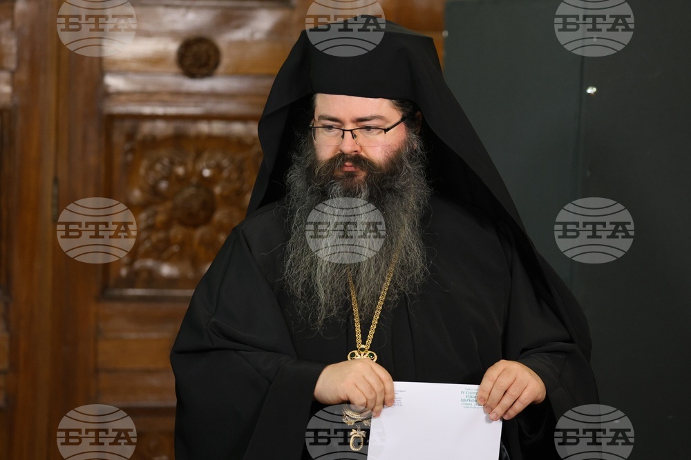 Патриаршески избирателен църковен събор за избор на нов български патриарх - гласуване първи тур