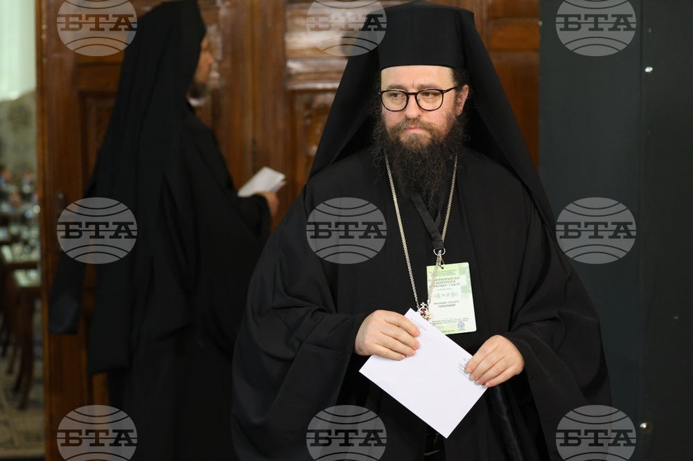 Патриаршески избирателен църковен събор за избор на нов български патриарх - гласуване първи тур