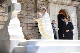 Патриаршески избирателен църковен събор за избор на нов български патриарх - Катедрален храм „Св. вмчца Неделя“ - Вселенски патриарх Вартоломей - трисагий - заупокойна молитва