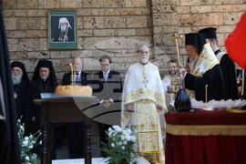 Патриаршески избирателен църковен събор за избор на нов български патриарх - Катедрален храм „Св. вмчца Неделя“ - Вселенски патриарх Вартоломей - трисагий - заупокойна молитва