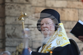 Патриаршески избирателен църковен събор за избор на нов български патриарх - Катедрален храм „Св. вмчца Неделя“ - Вселенски патриарх Вартоломей - трисагий - заупокойна молитва