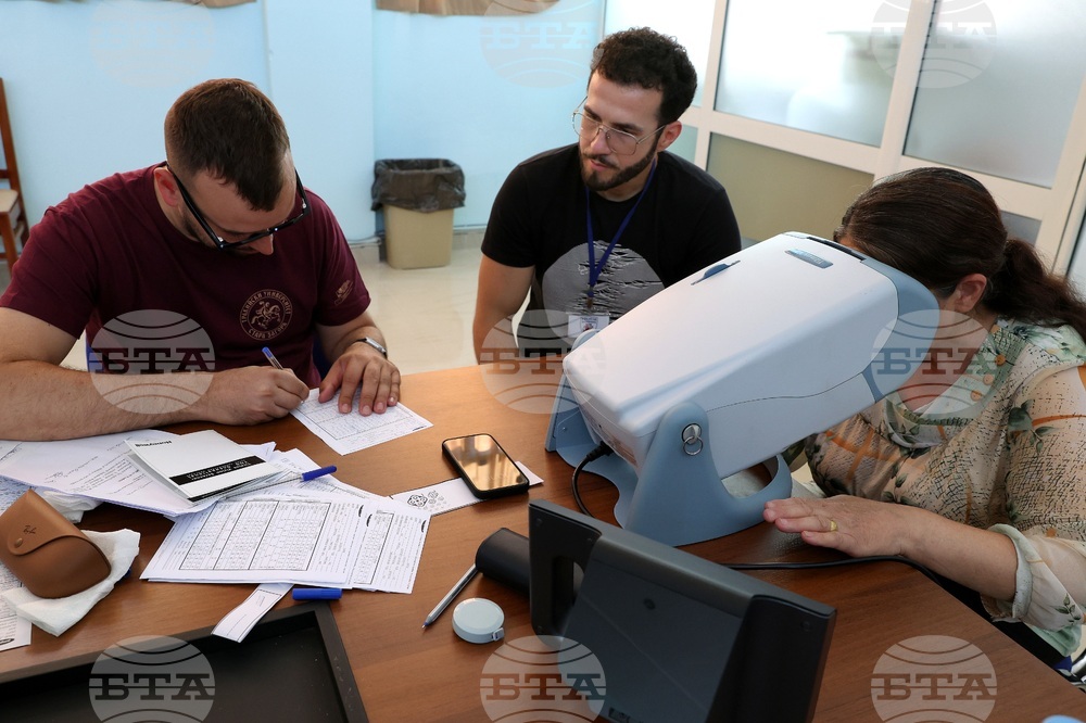 Албания - Кукъс - здравен център - безплатни медицински прегледи