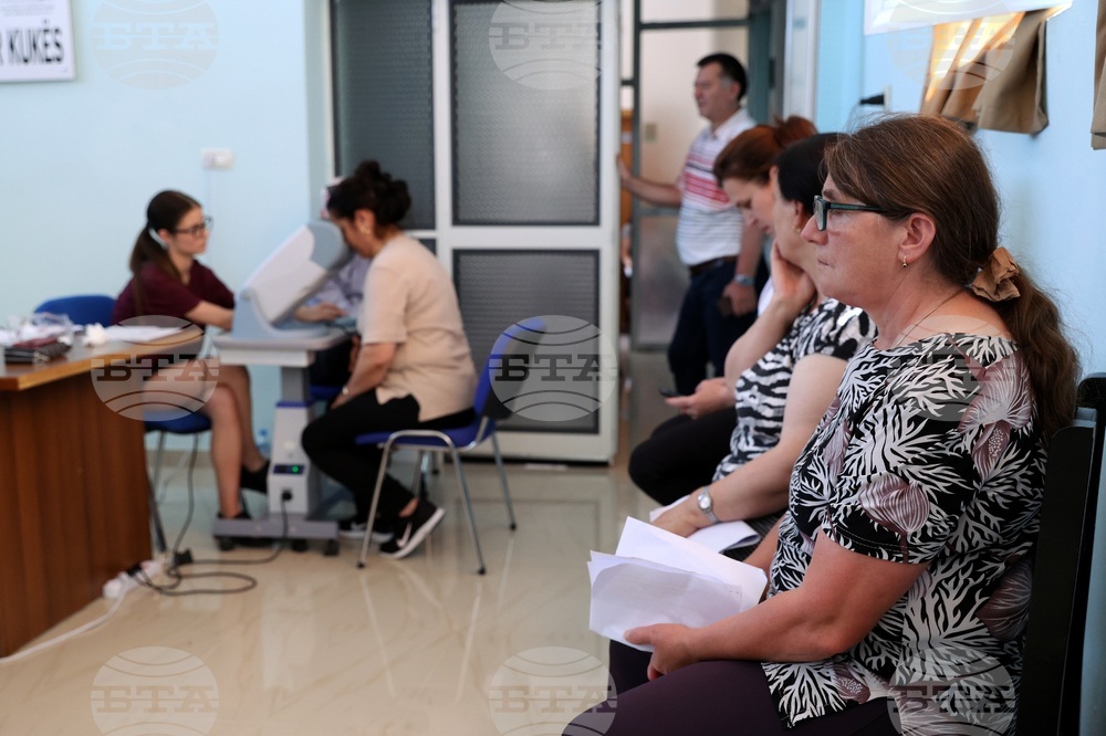 Албания - Кукъс - здравен център - безплатни медицински прегледи