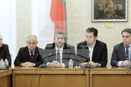 Парламент - Продължаваме промяната - Демократична България