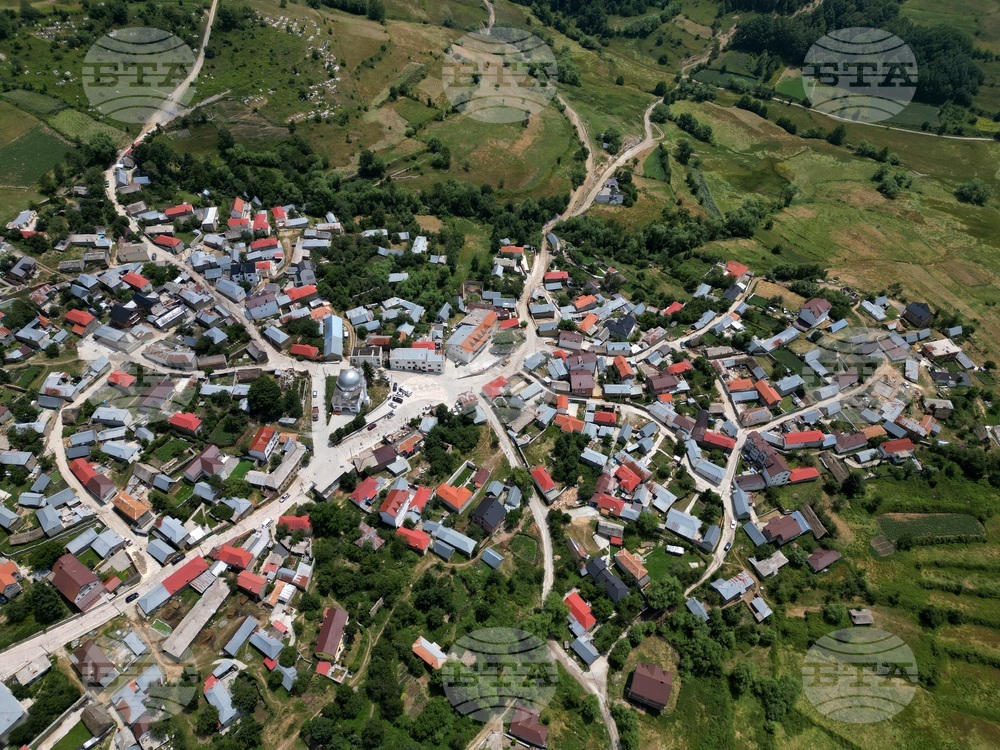 Албания - Село Шищевец - изглед