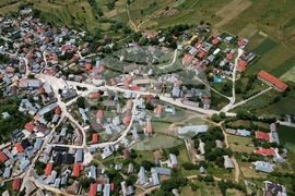 Албания - Село Шищевец - изглед