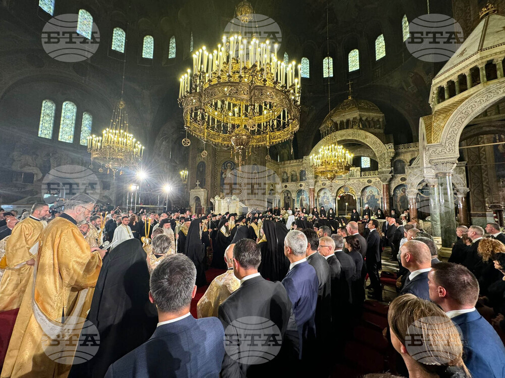 Патриаршески избирателен църковен събор - патриаршеска катедрала "Св Александър Невски " - патриарх Даниил - интронизация