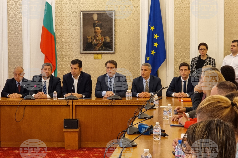 Парламент - брифинг - "Продължаваме Промяната" - "Демократична България"