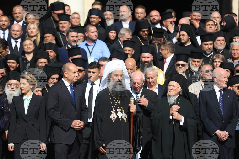 Патриаршеска катедрала "Св Александър Невски " - патриарх Даниил - интронизация - обща снимка