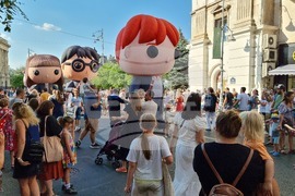 Румъния - Хари Потър - надуваеми герои - шоу