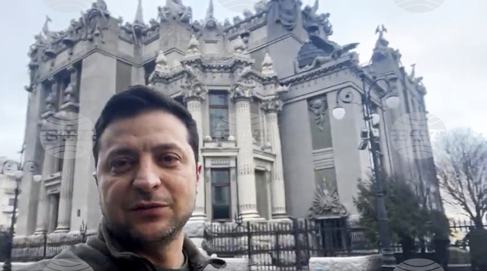 Зеленски: Нахлулата в Украйна руска армия не достигна заплануваните предни линии, а загуби и 10 000 войници