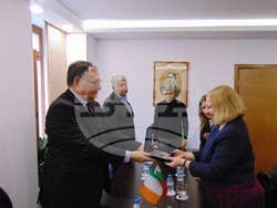 Снимка: Община Шумен - Кметът Любомир Христов се срещна с Мартина Фийни, посланик на Ирландия в България