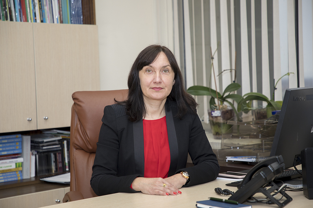  Зам.-кметът Надежда Чакърова: Нашата цел е успехите на децата в Стара Загора да бъдат поощрявани