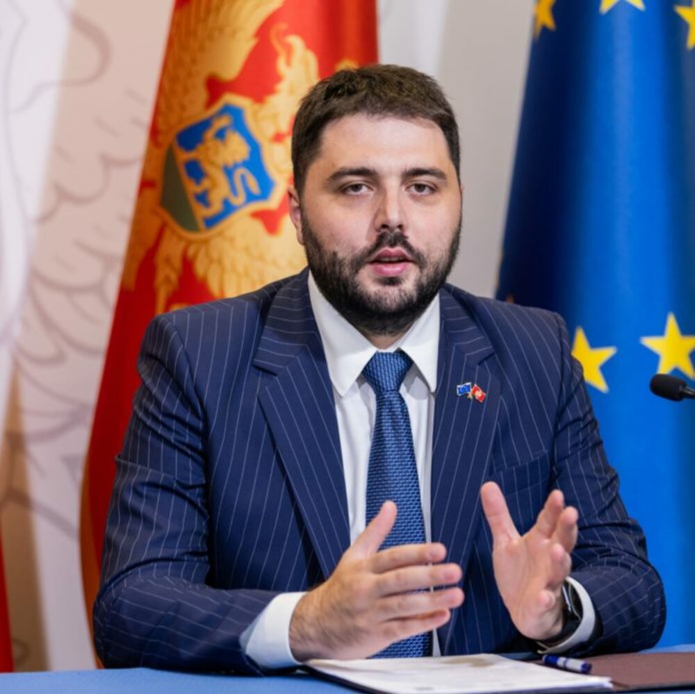 МИНА: Над 90 000 туристи пребивават в Черна гора в момента