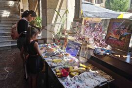 Търговище - библиотека - изложба-базар