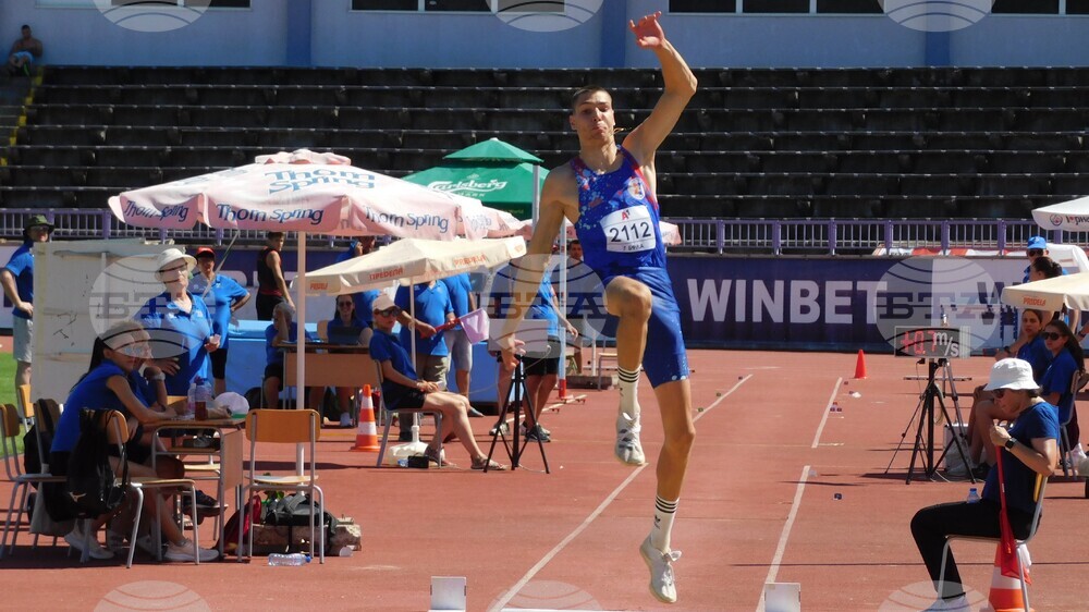 Божидар Саръбоюков и Габриела Петрова спечелиха титлите в скока на дължина на Държавното първенство по лека атлетика в София