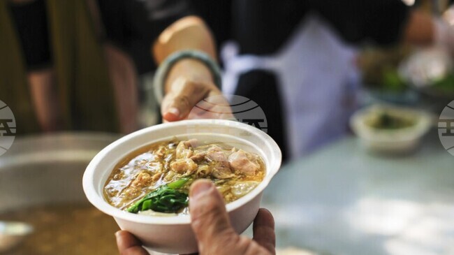 Общо 220 потребители от община Белово могат да се възползват от социалната услуга "Топъл обяд"