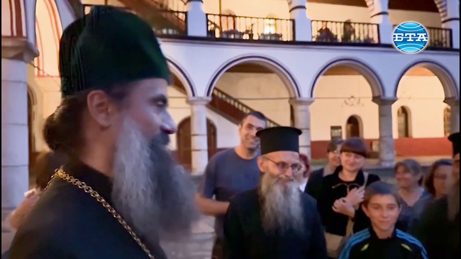 “Многая лета” пяха български и украински деца на патриарх Даниил в Рилския манастир