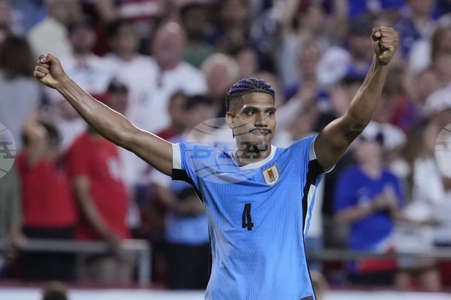 Ювентус подготвя подобрена оферта за Роналд Араухо от Барселона