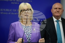 Министерство на образованието и науката - брифинг - Евгения Костадинова