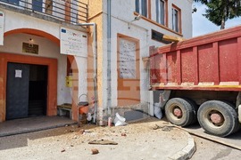 Село Доспей - ремонт на покрива на читалището, кметството и пощата